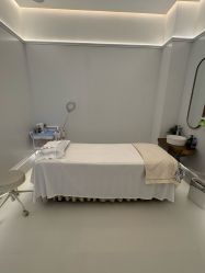 -苑苑vbeauty科技美容SPA