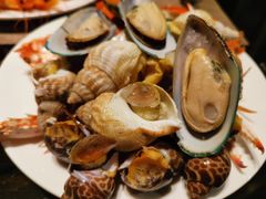 -大中华希尔顿酒店-念自助餐·嗨啤·小龙虾