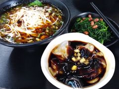 -丽影重庆小面(定西路店)