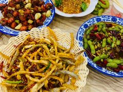 -江城燕子大排档(江汉路步行街店)