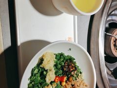 -吃城都·鱼蛙火锅(西玉龙街店)