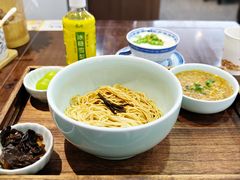 -蟹上黄·蟹黄面·江南糖水(人民广场店)