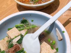 -金莹丸子汤清真(朝外SOHO店)