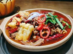 -蔡婶牛腩牛杂煲(长安万科店)