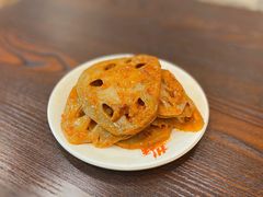 -爆炸头阿姨小四川正宗川味小吃(无任何分店)