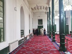 -艾提尕尔清真寺