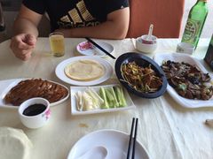 -大鸭梨烤鸭店(金顶街店)