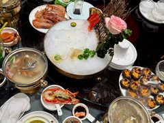 -半岛翡丽海鲜自助餐厅(观风亭店)