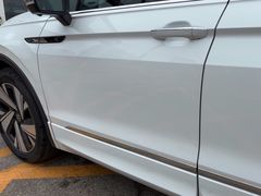 -畅通航行汽车钣金喷漆 无痕修复·局部喷漆