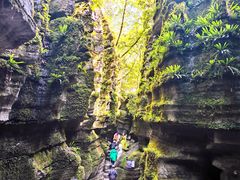 -梭布垭石林景区