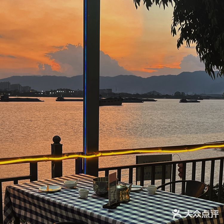 这才是吃河鲜的正确打开方式✅