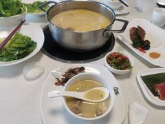 -煲王粤菜餐厅(中侨中心店)