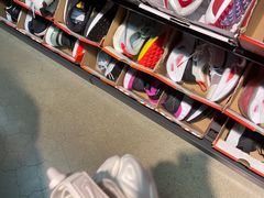 -NIKE上海青浦优选体验店