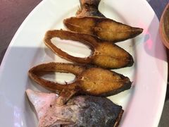 香煎鲳鱼-陈鹏鹏潮汕菜(宝安机场T3航站楼店)