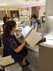 -世纪缘珠宝(济南品牌店)