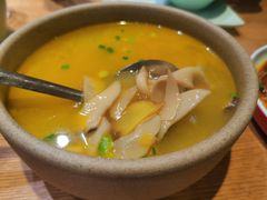 猪肚菌菇汤-老妈私房鱼头(欧洲城店)