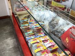 -向妈妈鲜卤(南湖金地店)