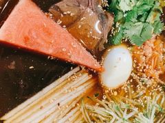 -聚合鑫东北熏酱熟食麻辣面(长阳店)