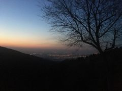 -鬼笑石后山停车场