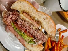 鹅肝牛肉汉堡-Cooking Man(中懋天地店)