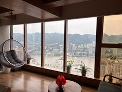 -闲隅江景艺术酒店(解放碑洪崖洞总店)