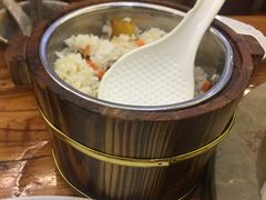 -滇香肴·云南菜蒸汽石锅鱼(云南北路店)