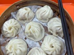 鲜肉小笼-新丰小吃(高银街分店)
