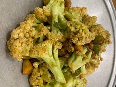 -海派美食·家宴海鲜青岛菜·石锅鲽鱼头(东方城店)