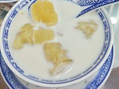 -广信牛奶甜品世家(台东店)