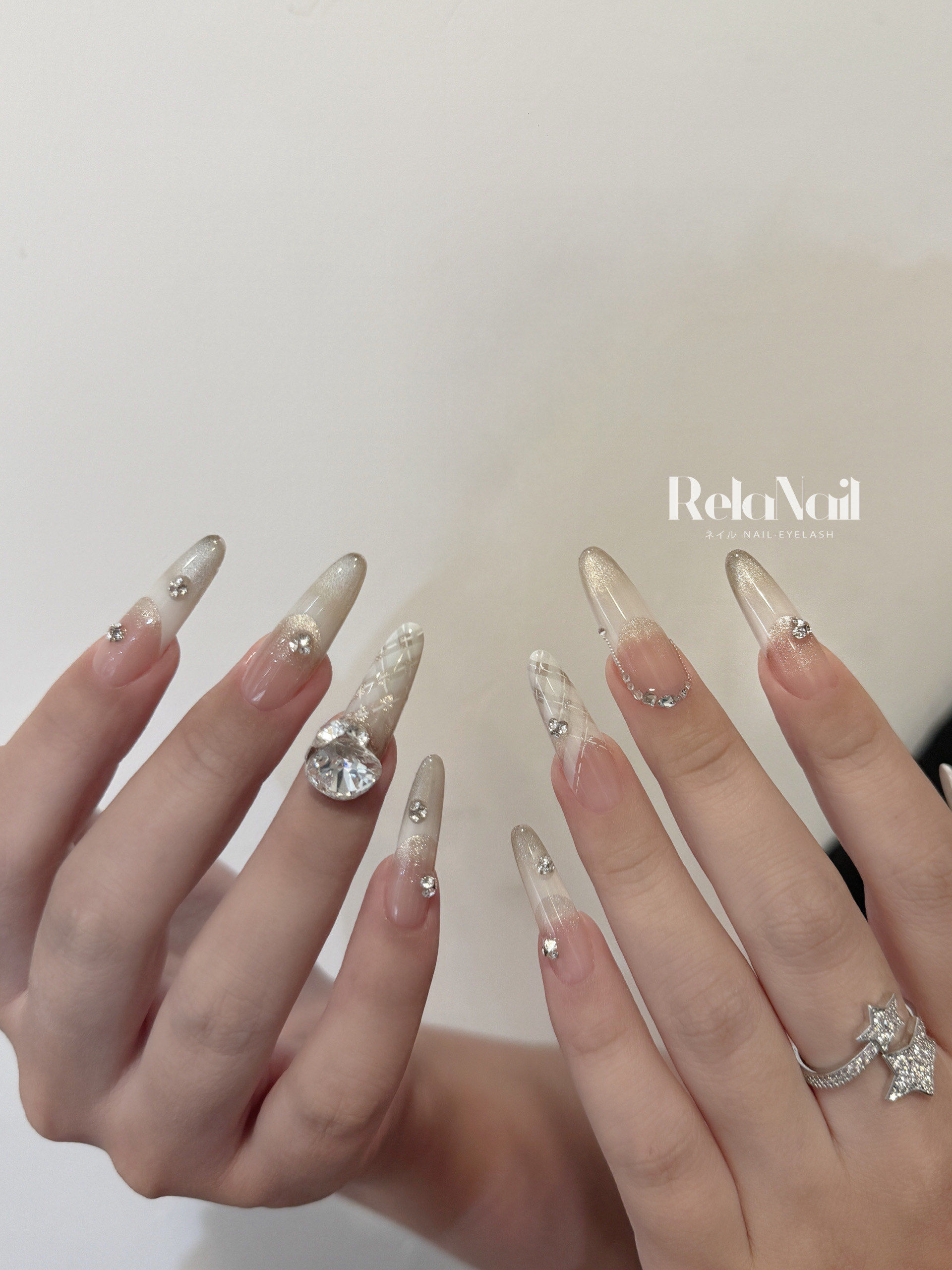 甜心菱形格纹美甲