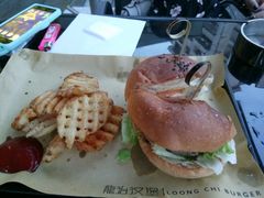 -龙治汉堡(中华城店)
