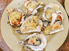 炭烧蒜蓉生蚝-贞姨美食·老字号海鲜大排档