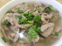 -犇逸·乐山跷脚牛肉·四川现炒(览海店)