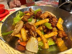 香辣干锅牛蛙-避风塘(宝山万达店)