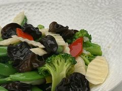 -品海楼·大连海胆锅贴馆(东港店)