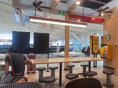 -麦当劳(深圳北站高铁店)