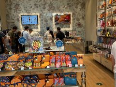 -VENCHI 闻绮(上海佛罗伦萨小镇店)