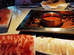 -二荆条·蜀鲜汇城市森林火锅