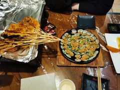 -何师烧烤Pro ·江湖川菜·小龙虾·精酿(太古里旗舰店)