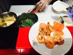 基围虾-领鲜活海鲜榴莲自助火锅(东门店)