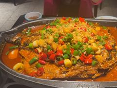 -江边城外烤全鱼(世茂广场店)