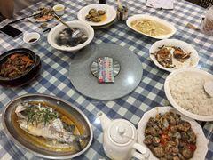 -钱大妈海鲜饭店(保利林语店)