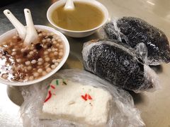 -芳婆糕团店(王府大街店)