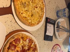 -必胜客(WOW中心城店)