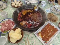 -鸿姐老火锅(疁城新天地店)