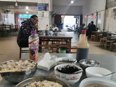 -正宗杨记普洱酸醋米线(总店)