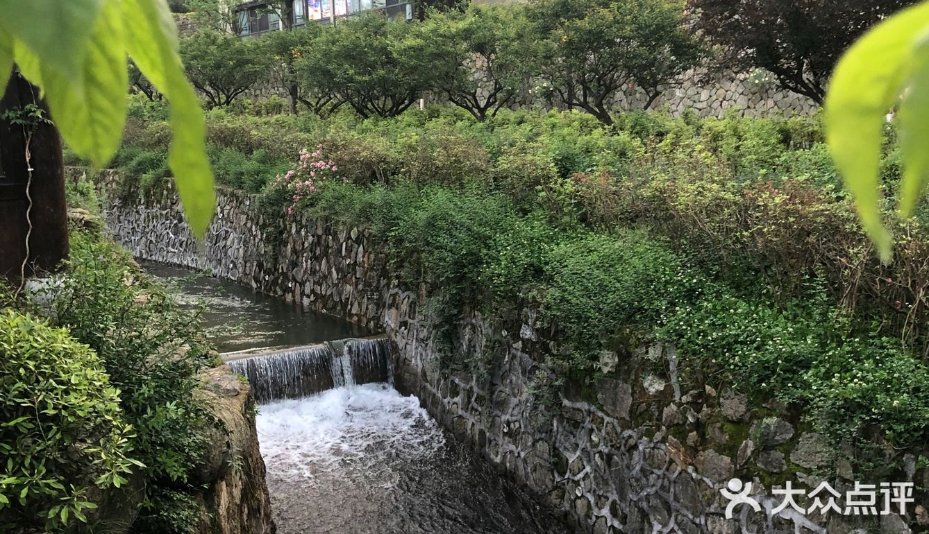 葛仙村度假村：过几天神仙的日子