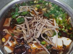 -老五鸡丝豆花面粉(瑞金北路68号院店)