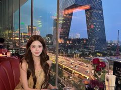 -福楼毕斯罗F Bistronome(国贸商城约会地标景观店)