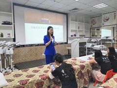-首脑美容美发化妆美甲培训学校(龙岗校区)